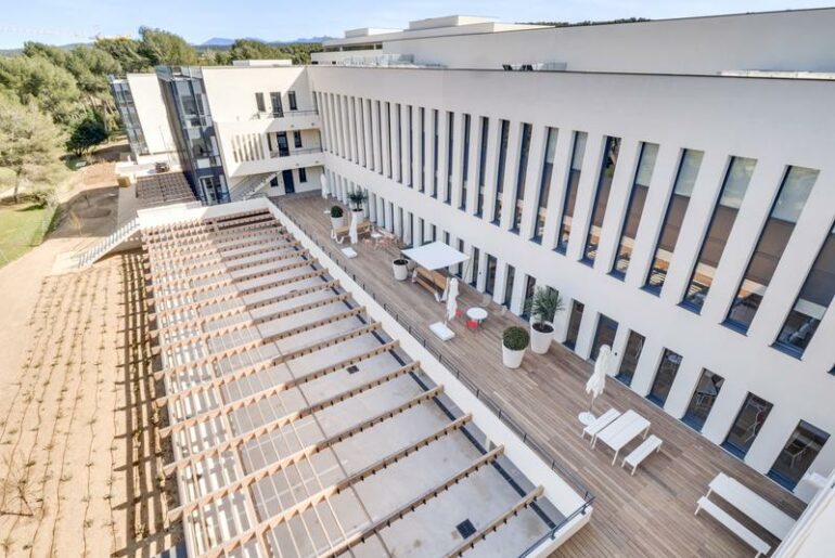 le bâtiment où se trouve notre nouvelle agence d'aix-en-provence