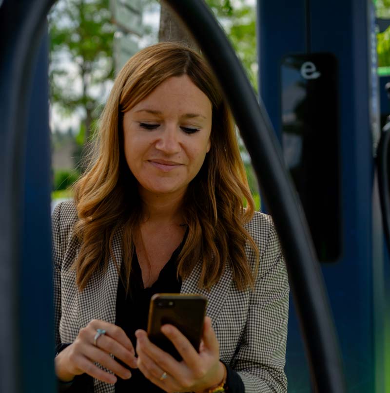 Appel-hotline-bornes-de-recharge