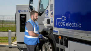Bornes de recharge pour transport, logistique, poids lourds et véhicules utilitaires